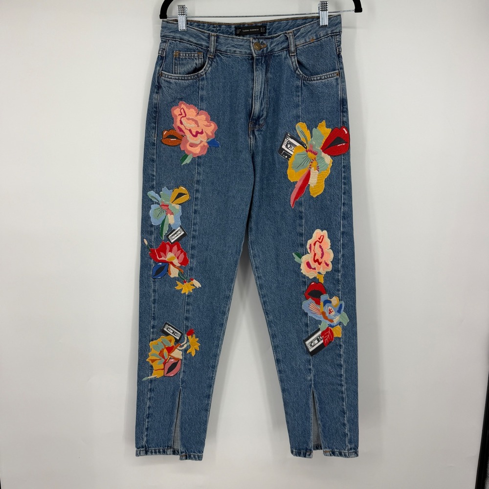 Zara Trafaluc Size 6 Embroidered Mom Jeans Floral Lips Cassette Tapes 80s style